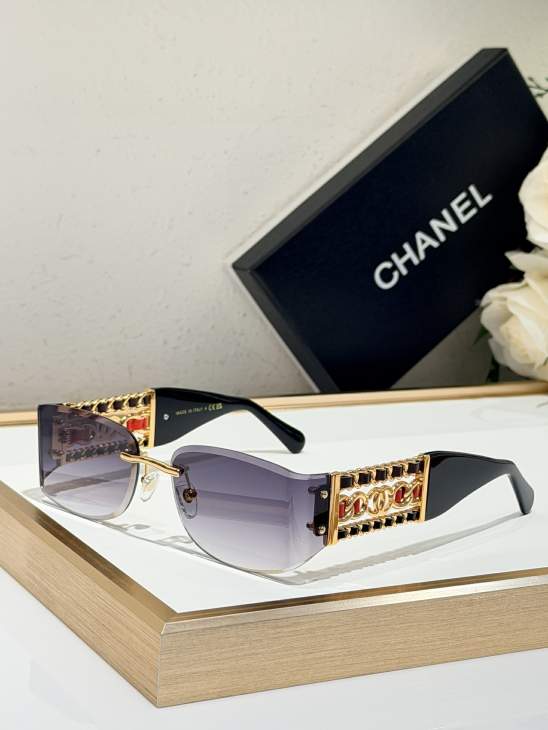 Picture of Chanel Sunglasses _SKUfw77293663fw